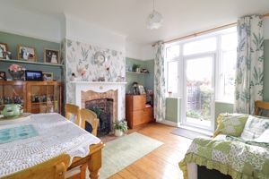 Dining Room- click for photo gallery